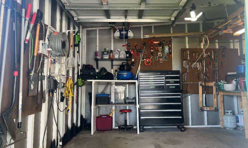 1468 Champion Dr. a Lakeland, FL Mobile or Manufactured Home for Sale